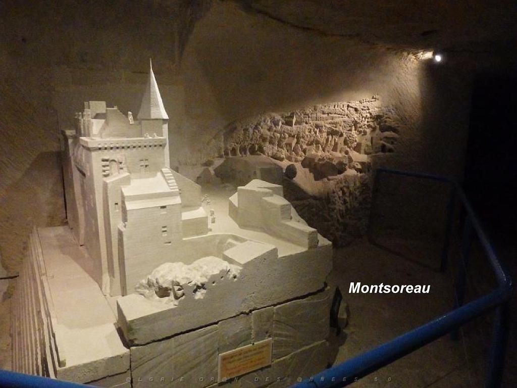 149 PIERRE ET LA LUMIERE A SAUMUR 2016_000054.jpg